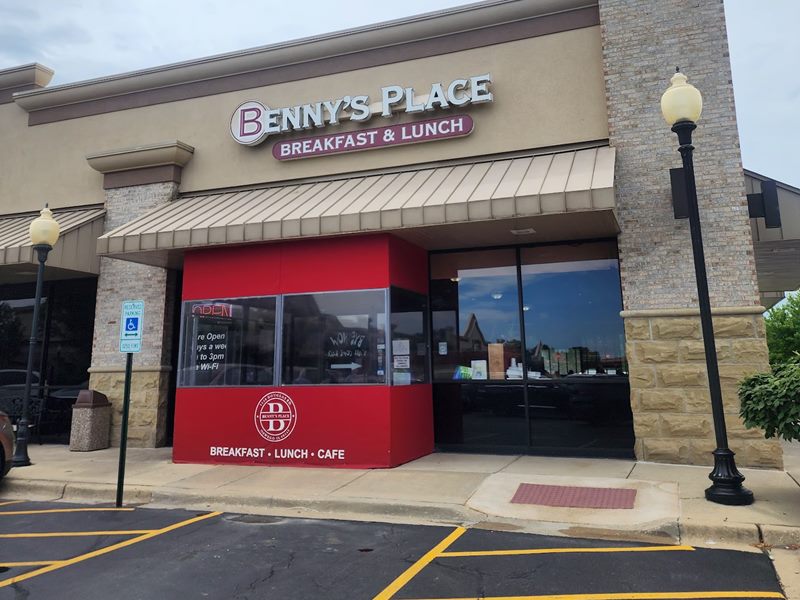 Benny's Place exterior